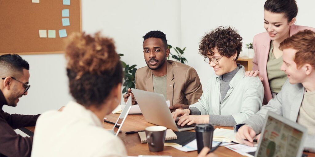 The Benefits of Hiring ASL Interpreters for Your Philadelphia Business's Employee Training and Development Programs
