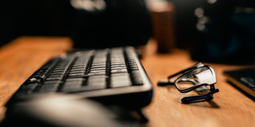 The Impact of Technology on Interpreting for the Deaf and Hard of Hearing: How Assistive Devices are Enhancing Access