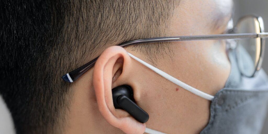 The Intersection of Assistive Devices and Human Rights for Deaf People in Pennsylvania: How Technology is Advancing Social Justice